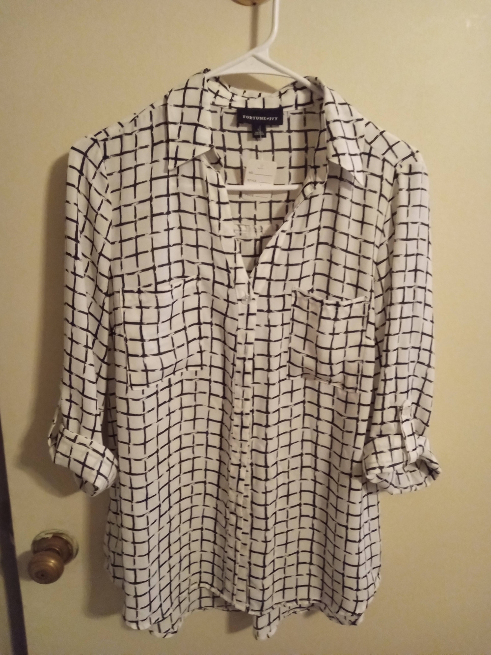 Fortune + Ivy White Plaid Button-Down Shirt